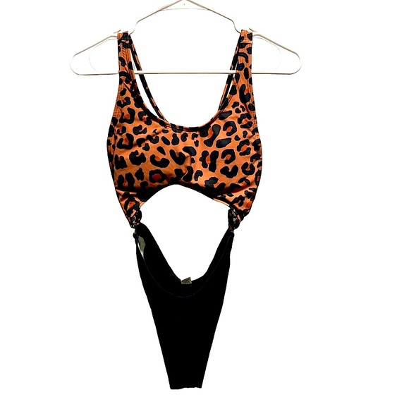 Leopard Cheetah Swimsuit Monokini  Swimwear Women One-Piece Metal Rings Medium - Picture 3 of 14